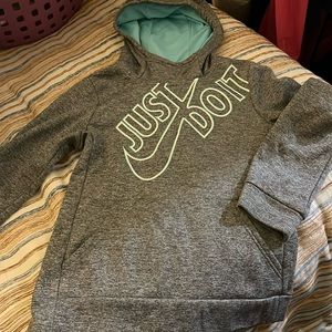 Size L Nike Dri Fit Kids Hoody
